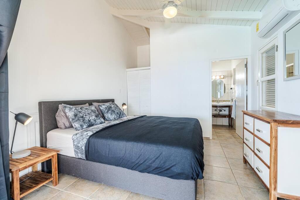 Cliff Cottage- Vacation Villa With Breath Taking Sea View Playa Eksteriør billede